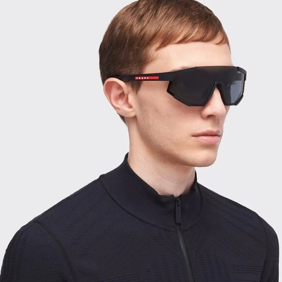 Prada Linea Rossa PS04WS DG006F BRAND NEW Sunglasses Black Rubber Grey Unisex - Picture 1 of 11